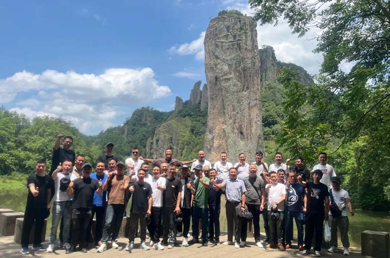 天熱了，出去避個暑吧！